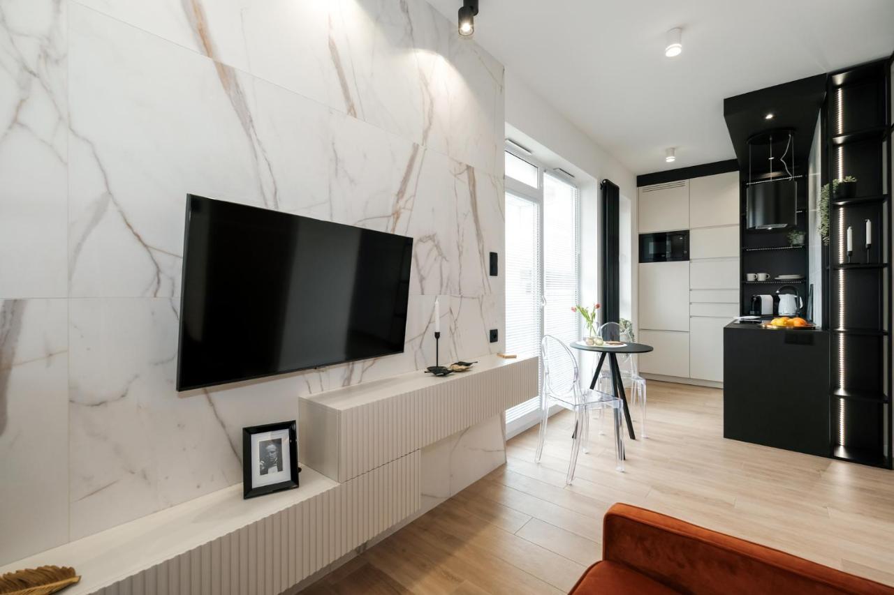 City Mood Apartamenty Lodz Fabryczna 450M Wszystko Nowe Luaran gambar