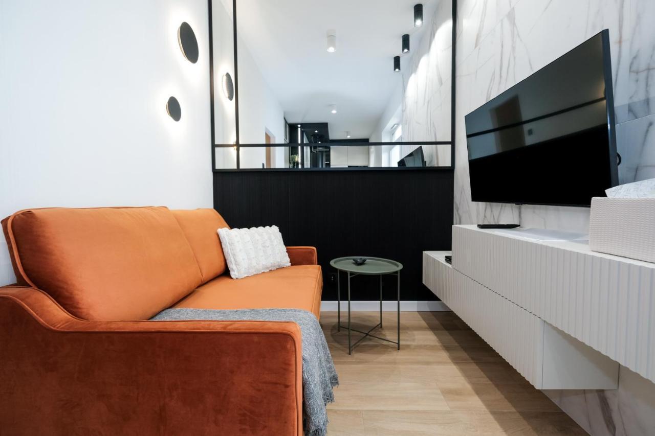 City Mood Apartamenty Lodz Fabryczna 450M Wszystko Nowe Luaran gambar