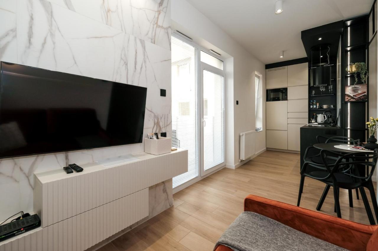 City Mood Apartamenty Lodz Fabryczna 450M Wszystko Nowe Luaran gambar